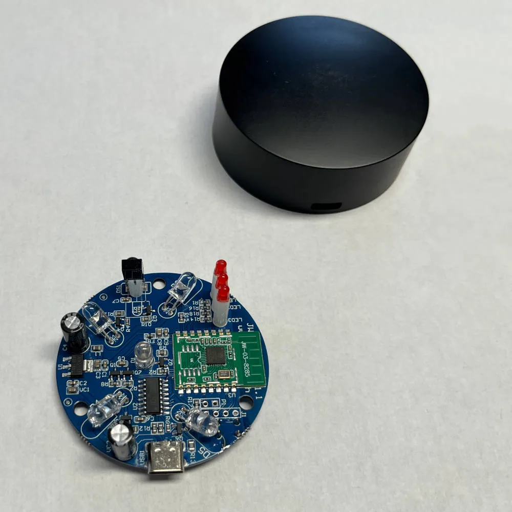Athom AR01 IR Controller - Inside Athom AR01 IR Controller - Inside